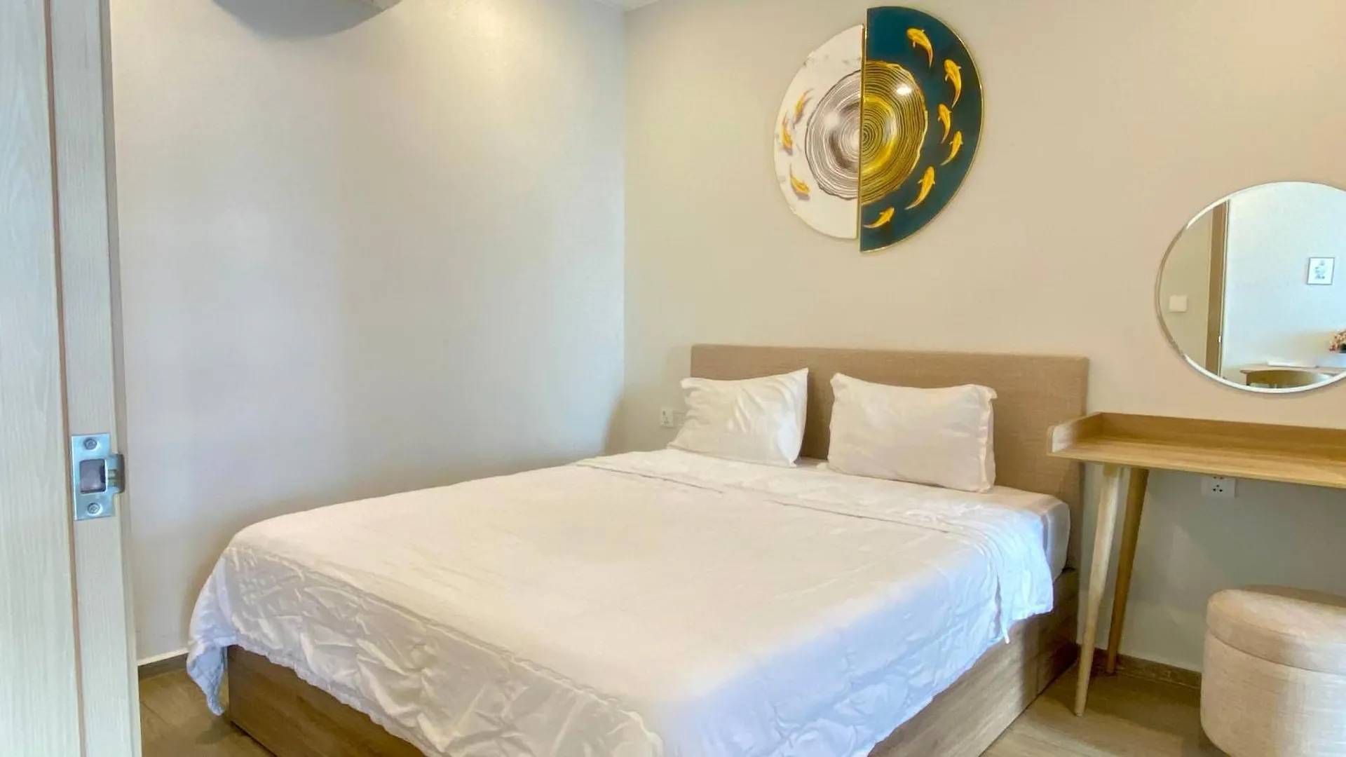 Apartment Can Ho Ban Cong Huong Bien Vung Tau-Free Swim, Sauna, Gym, Karaoke!!!