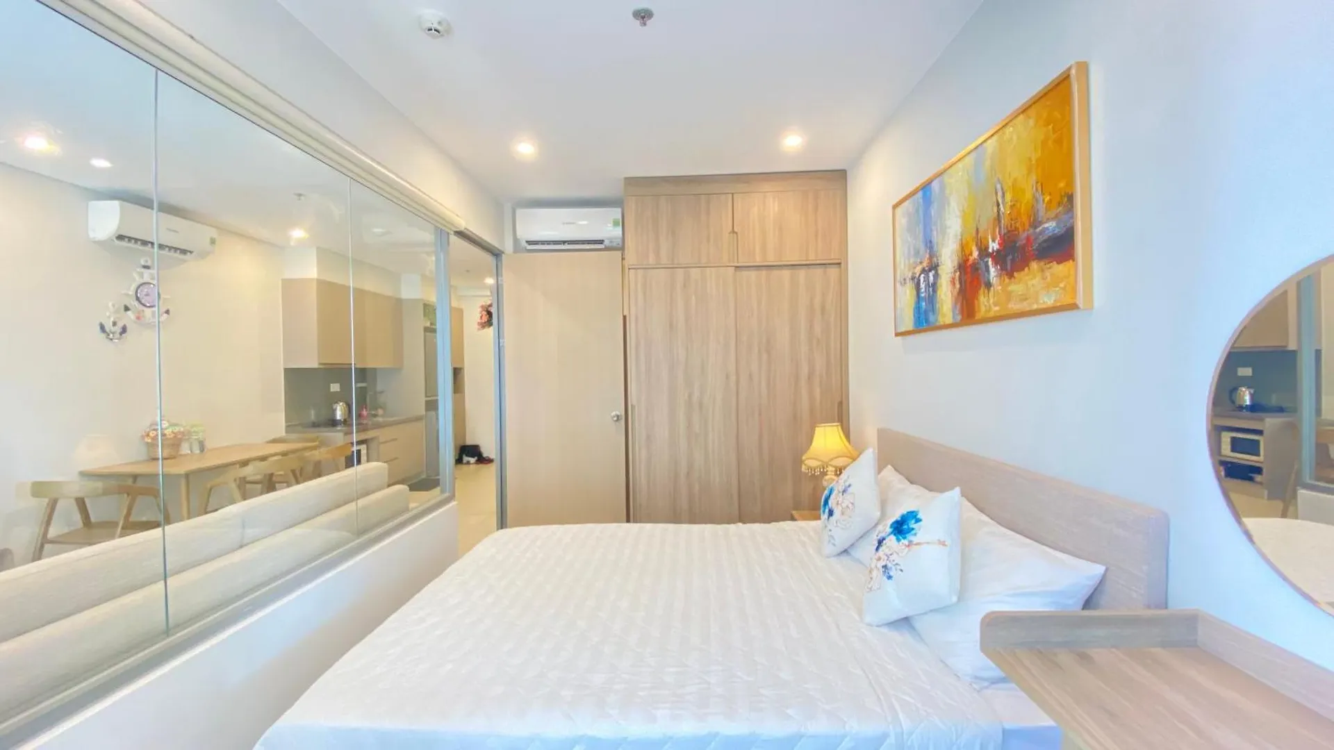 Can Ho Ban Cong Huong Bien Vung Tau-Free Swim, Sauna, Gym, Karaoke!!! 0*,