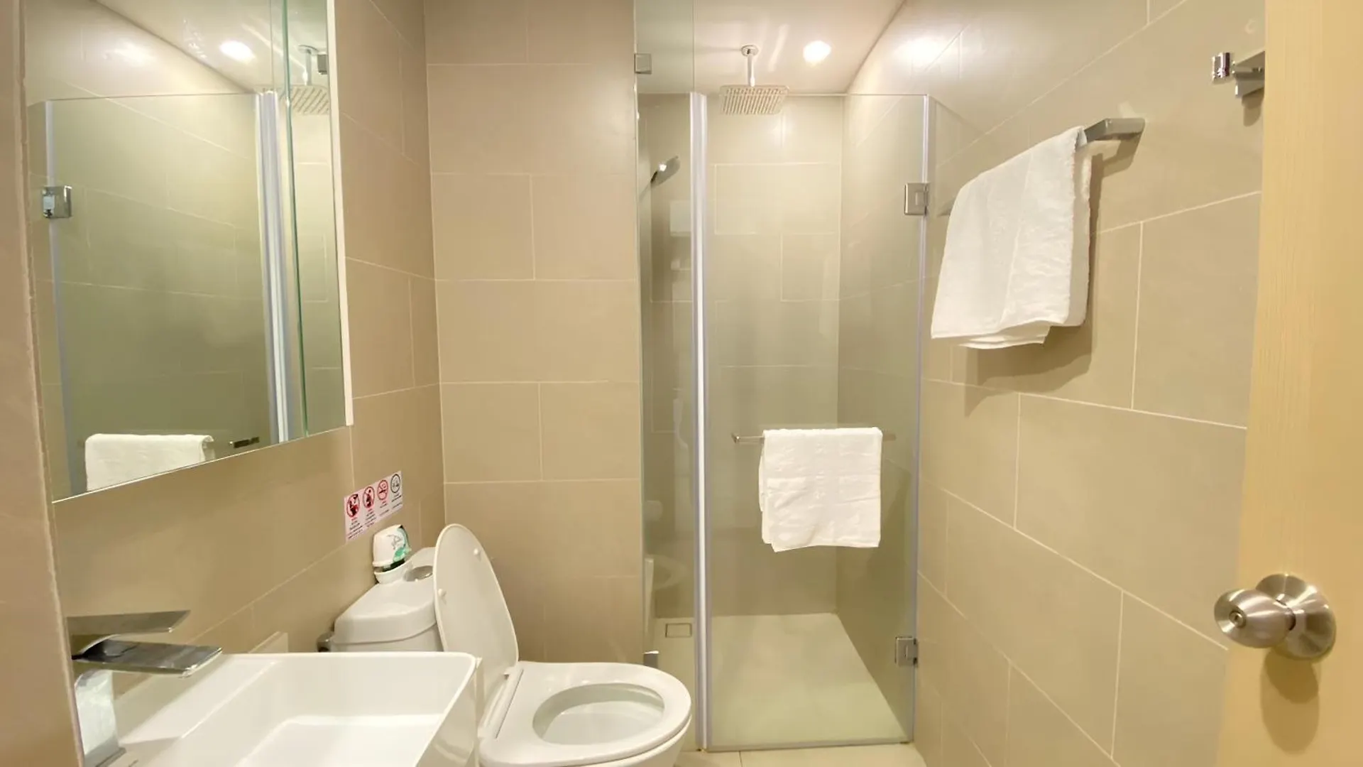 Apartment Can Ho Ban Cong Huong Bien Vung Tau-Free Swim, Sauna, Gym, Karaoke!!!